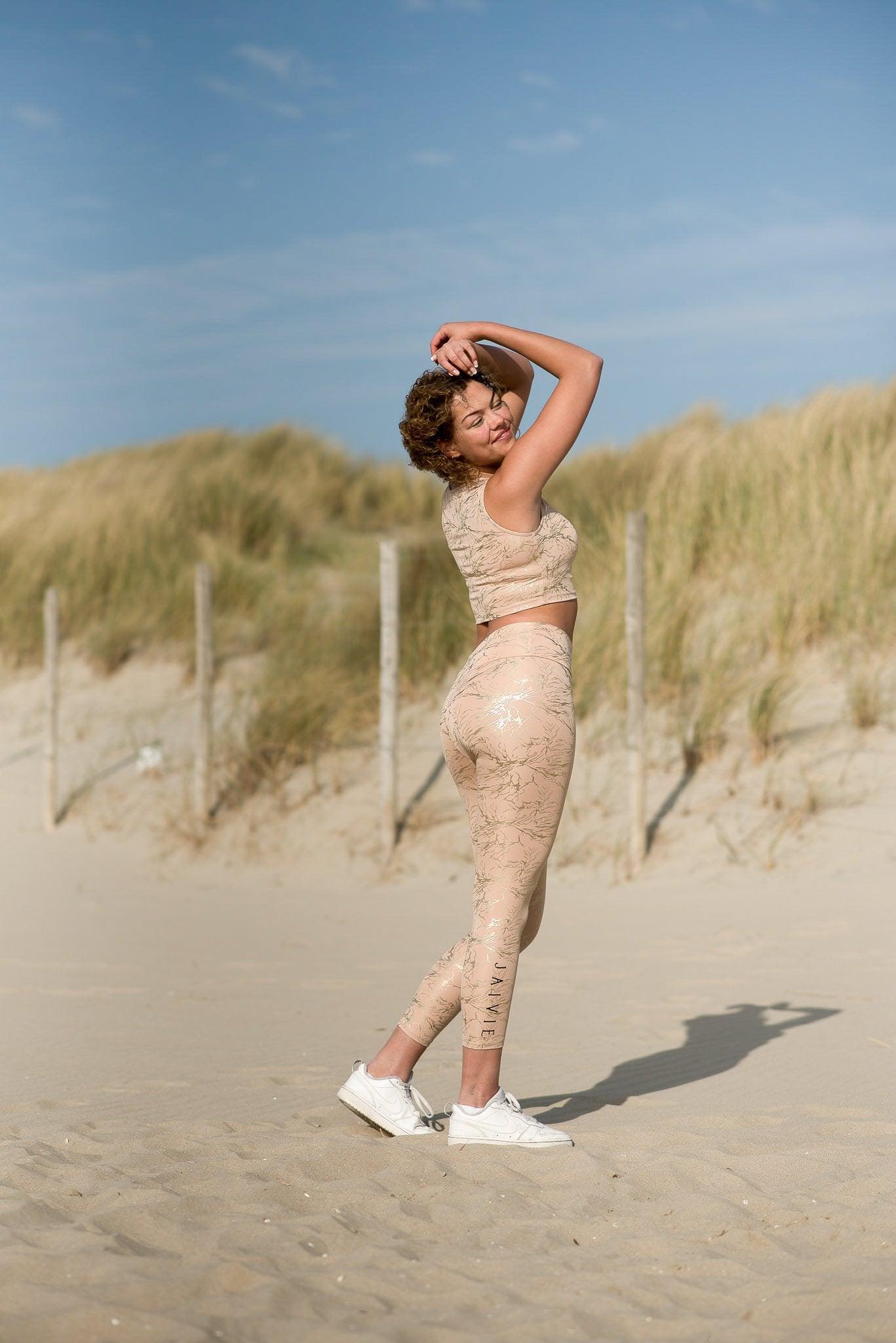 Gold Sport Set gouden two piece set voor dames - afbeelding 4