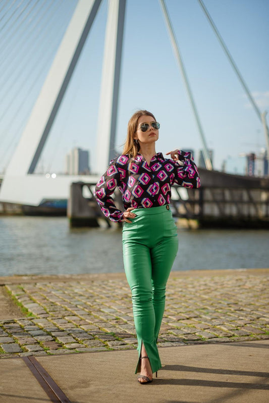 70s Style van JAIVIE met vierkant patroon.
