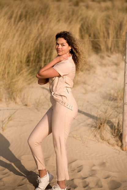Leo Jumpsuit sand beige linnen jumpsuit voor dames - afbeelding 2