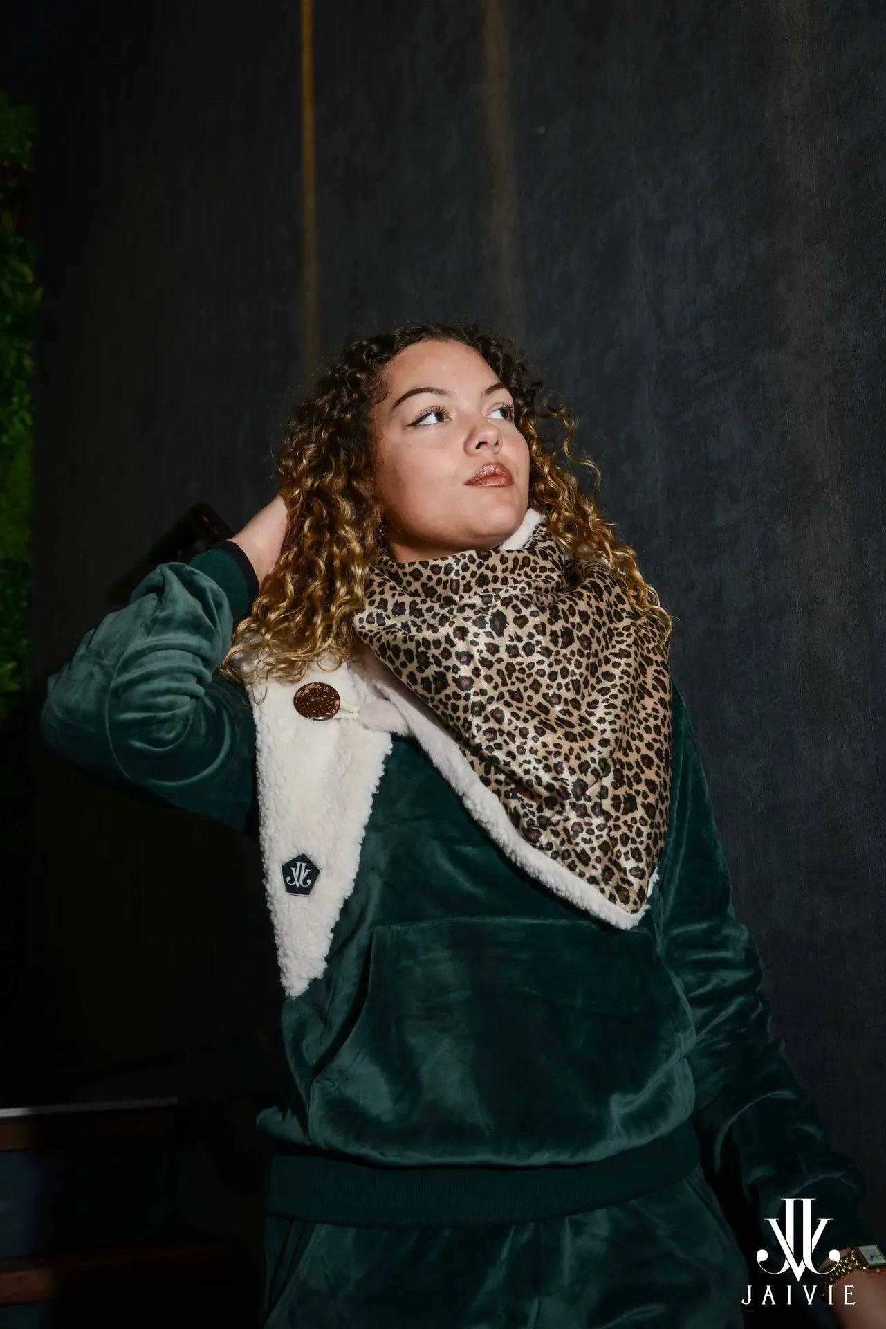 Wild Chic Sjaal van JAIVIE