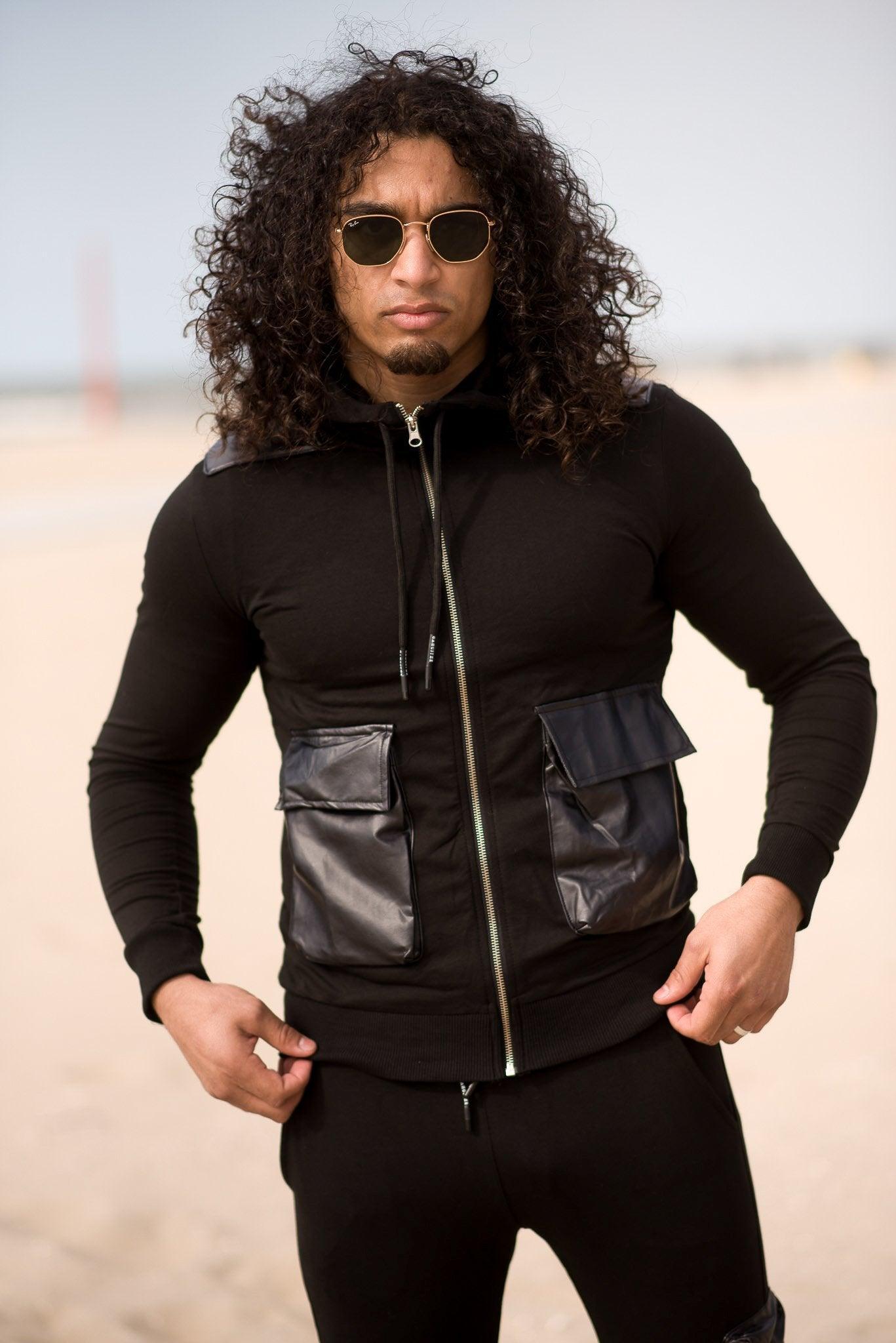 Zwarte streetwear tracksuit voor heren van JAIVIE.